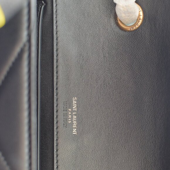 Yves Saint Laurent LOULOU small in MATELASSÉ black lambskin leather shoulder bag - Picture 12 of 16